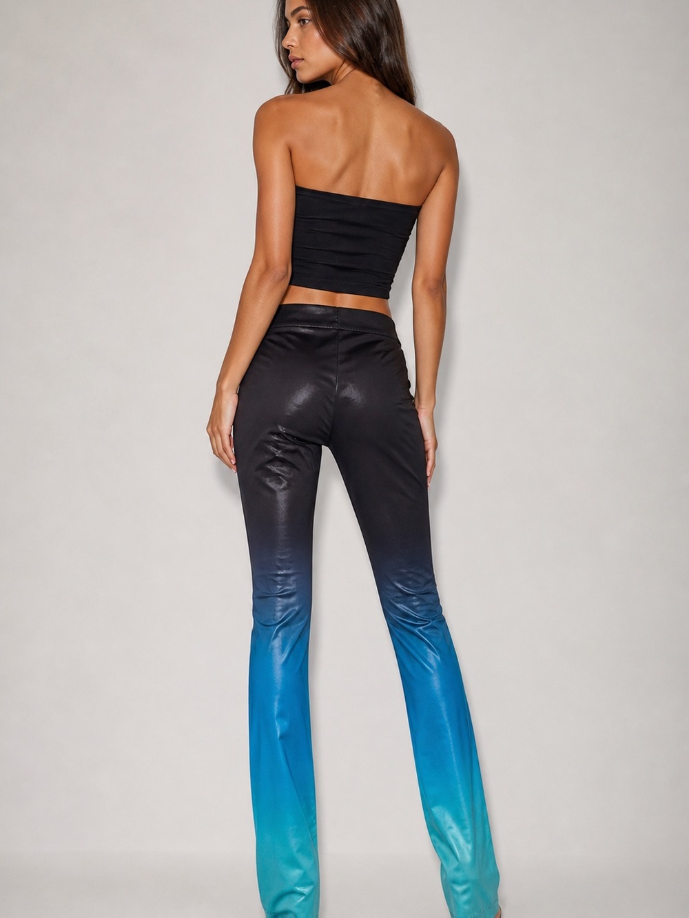🔥 Blue Multi Ombre Faux Leather Pants – NWT 🔥 - Picture 2 of 6